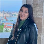 Laureata in materie umanistiche offre ripetizioni di italiano, spagnolo, inglese, francese e materie umanistiche